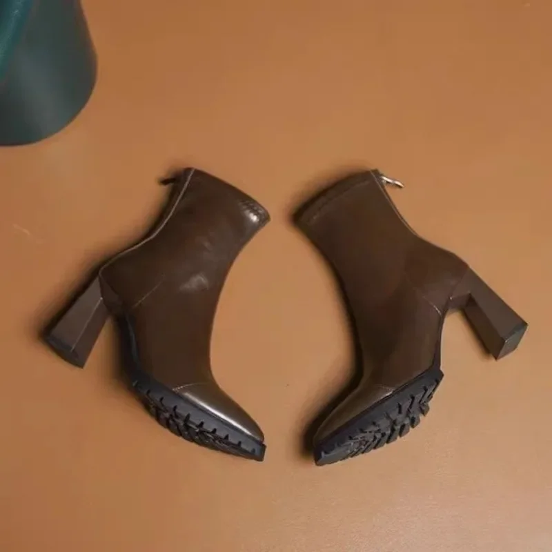 Französische enge Stiefel mit  – Pump Heel Block Bewertung und Preis
